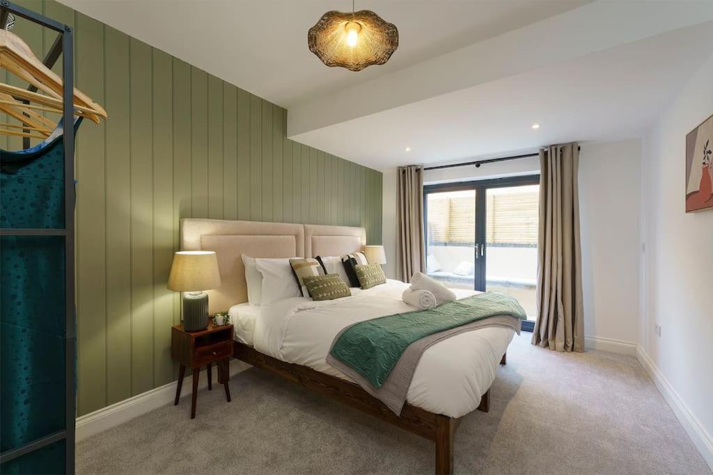 Lilyturf - 2 Bedroom Luxury Apartment By Mint Stays Bristol Exterior photo